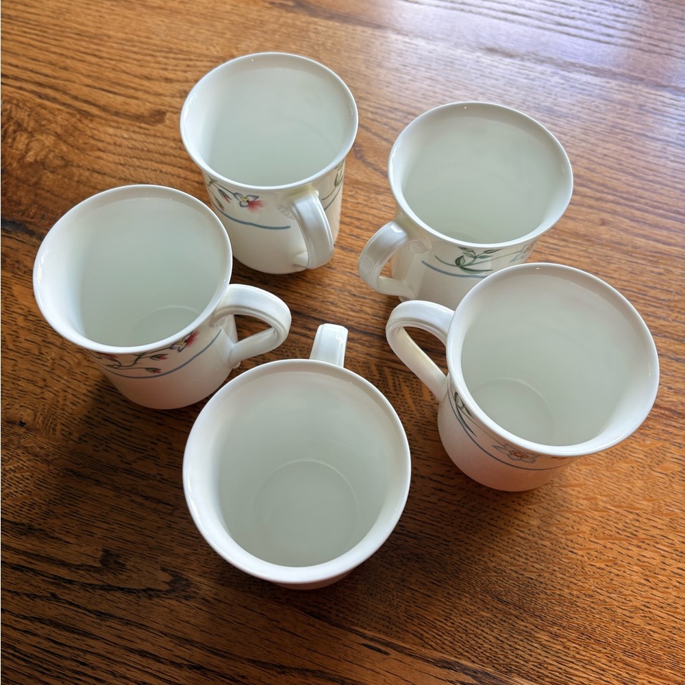 Villeroy & Boch Mariposa mugs - Set of 5- bone China- made in Germany- ~4 inches - Picture 4 of 15
